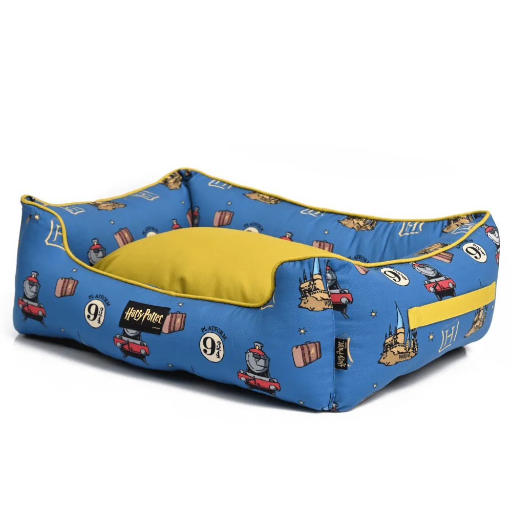Harry Potter Welcome To Hogwarts Bed for Dogs and Cats